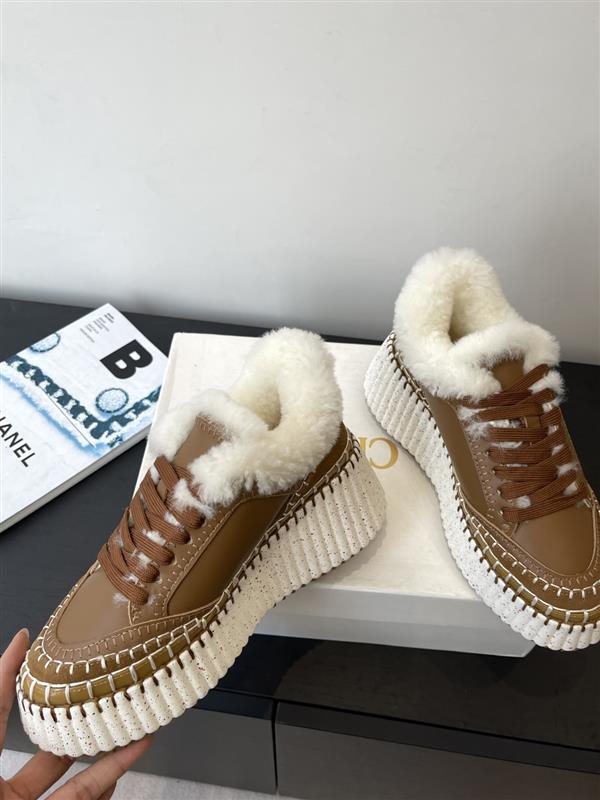 2025112815382675 410